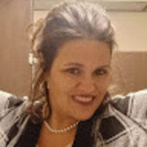 Meet your Posher, Adrianne